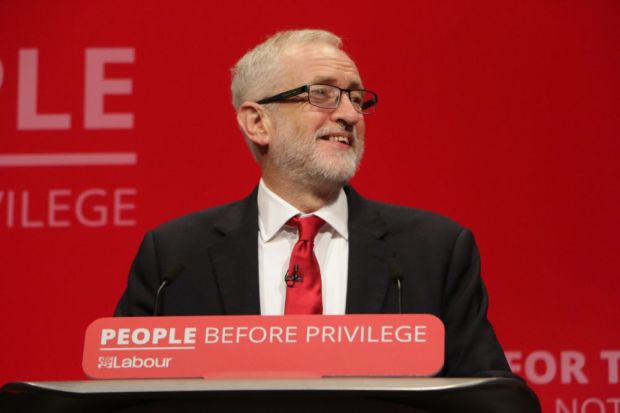 7f1a0cdff7116e2b1528bdafc7a62dbc_w1000_h1000